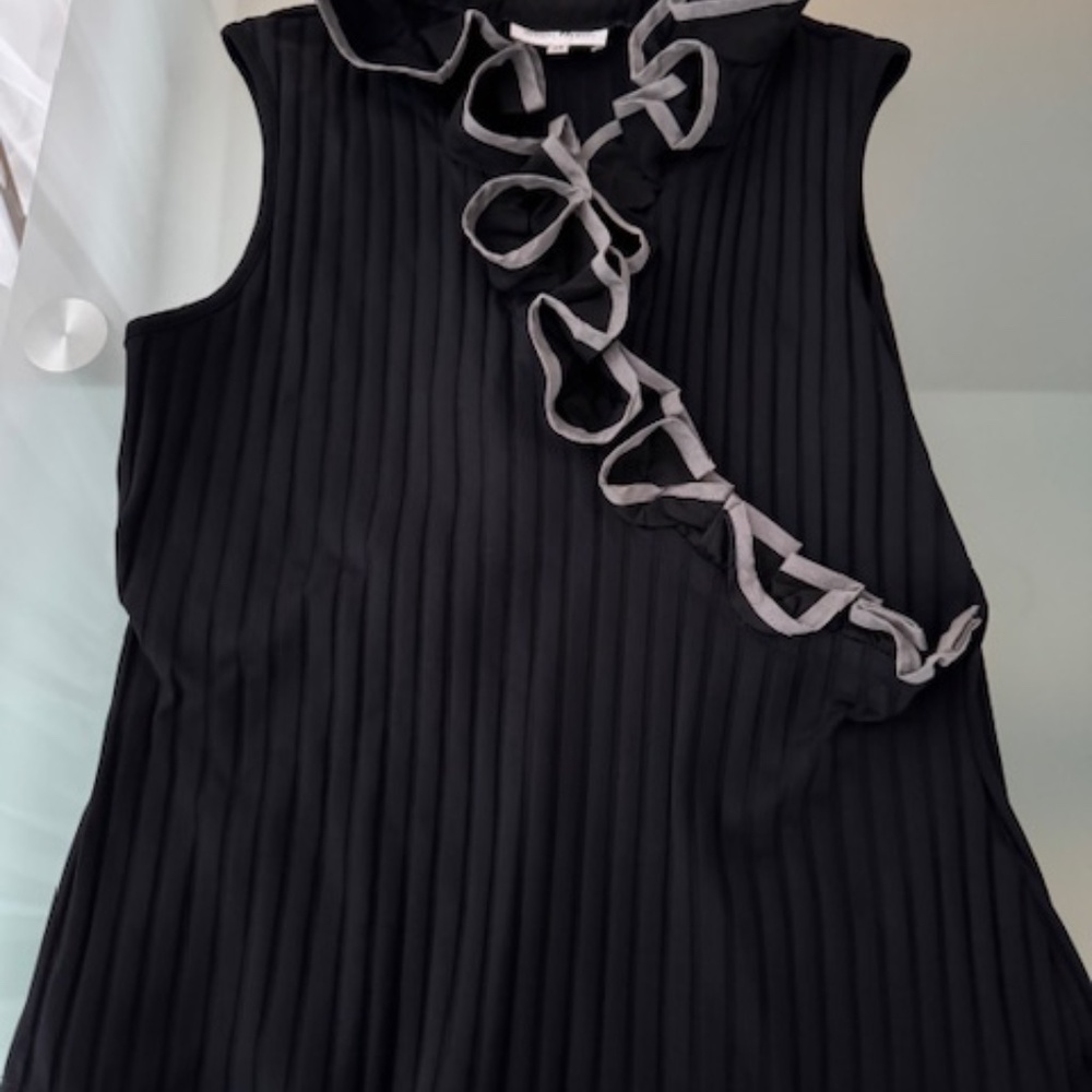 Ruffle Collar & Trim Top - Black - Size 46 (US L)